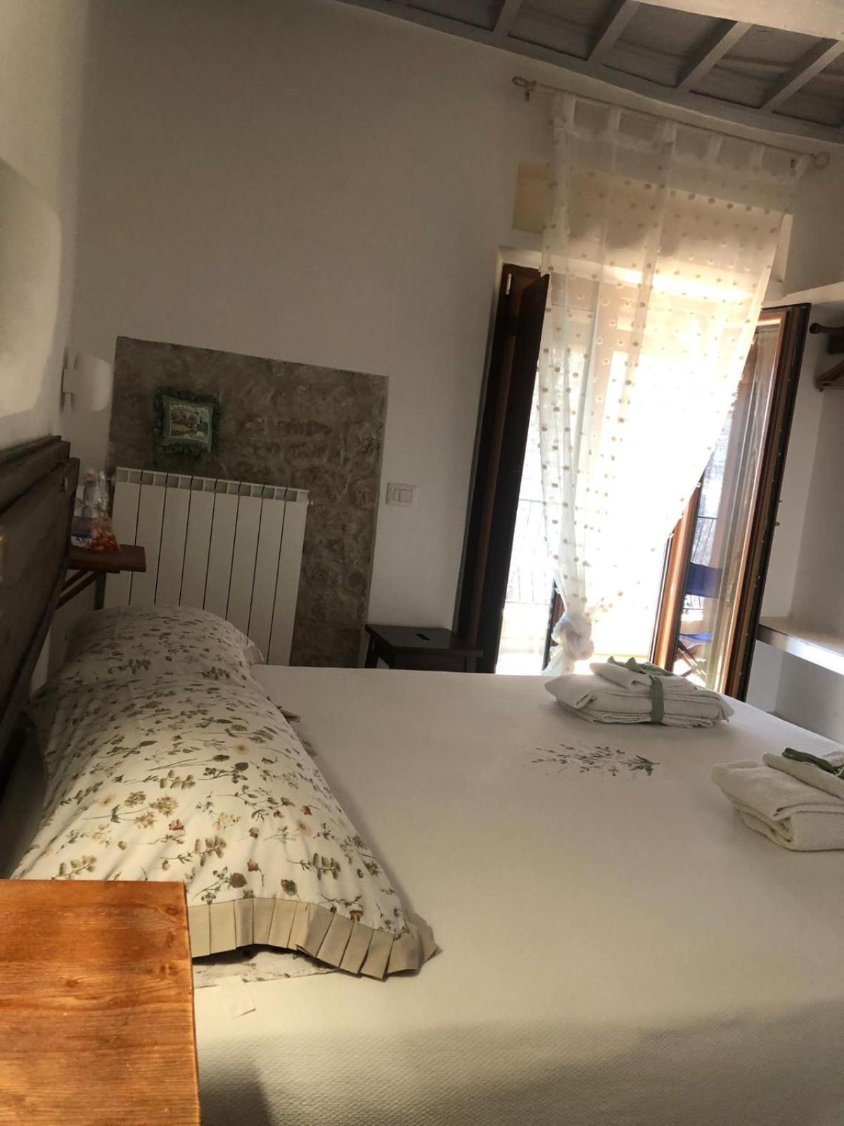 B&B Le Principesse Sermoneta Eksteriør billede